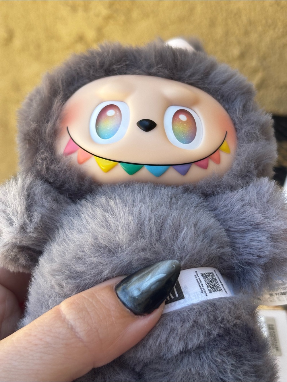 Authentic big into energy labubu v3 secret ID new - Picture 4 of 8